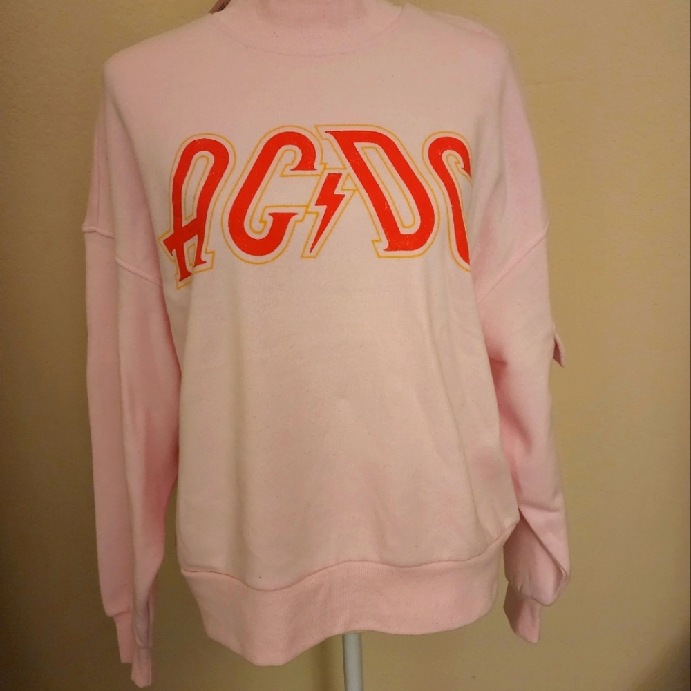 NWT Women's ACDC 1976 UK Tour Sweatshirt